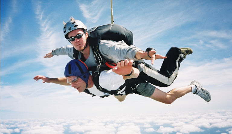 skydive_p.jpg 63.0K